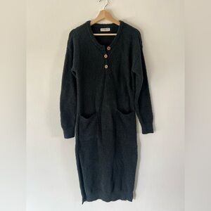Cozy Black Long Sleeve Knit Dress with Front Pockets